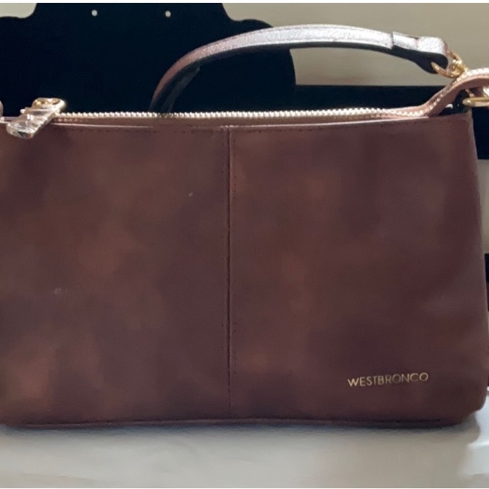 Women’s West Bronco Crossbody Bag with Minimalist Design